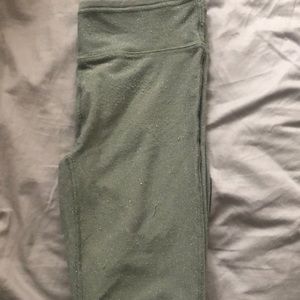sparkly olive colored leggings from aerie